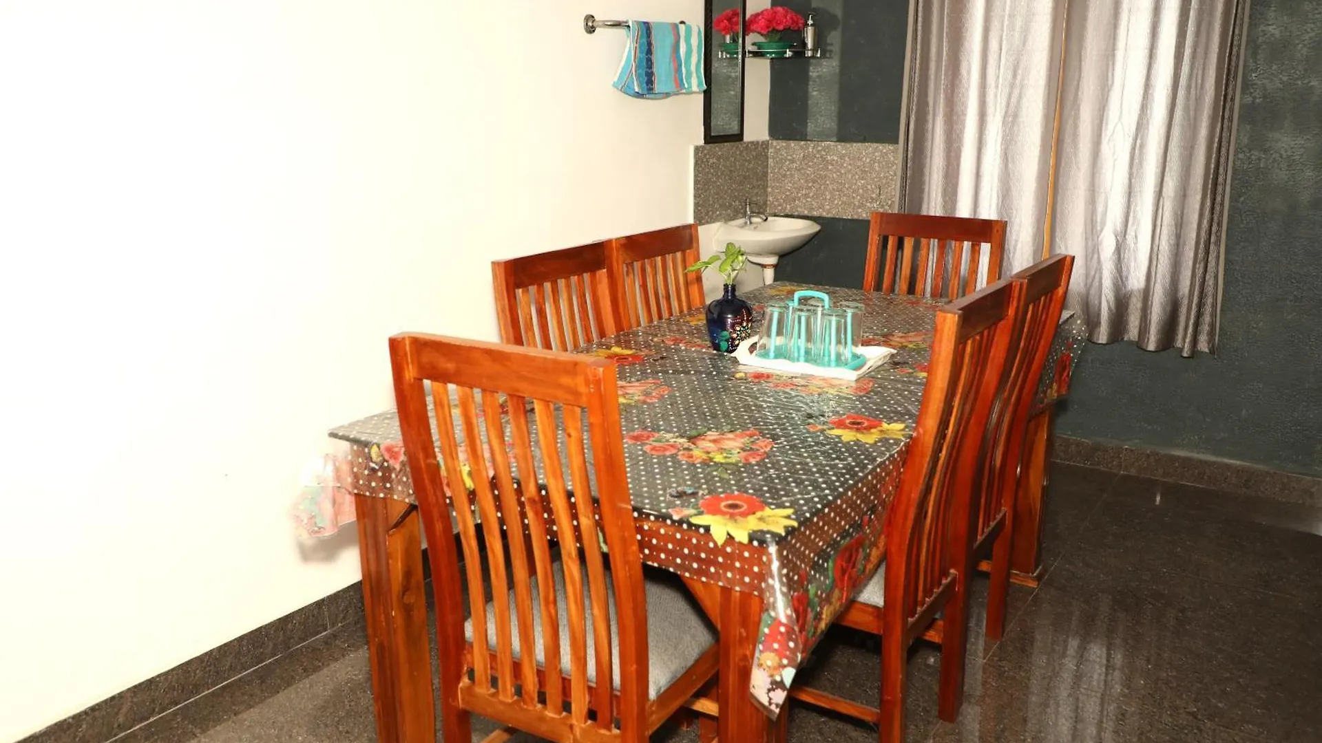 Blackberry Home Stay مونار